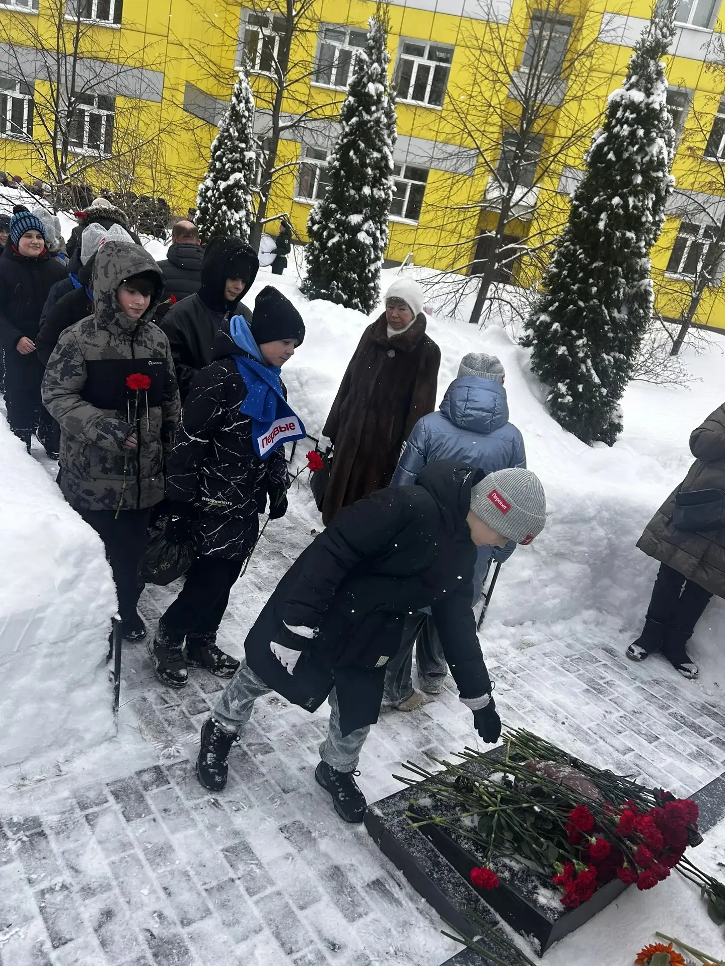 Память, которая не угасает...  Сегодня, 25 февраля, в МАОУ «Школа №16» прошел митинг, посвященный во