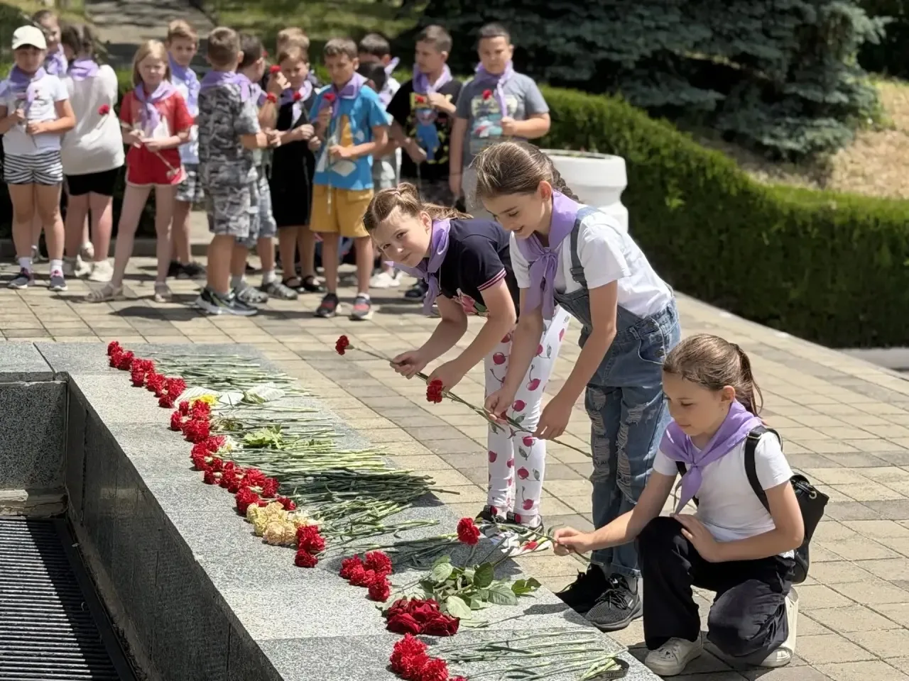 22 июня — День памяти и скорби 🕯️🇷🇺

Сегодня, ровно в 12:15 по московскому времени, мы присоедини