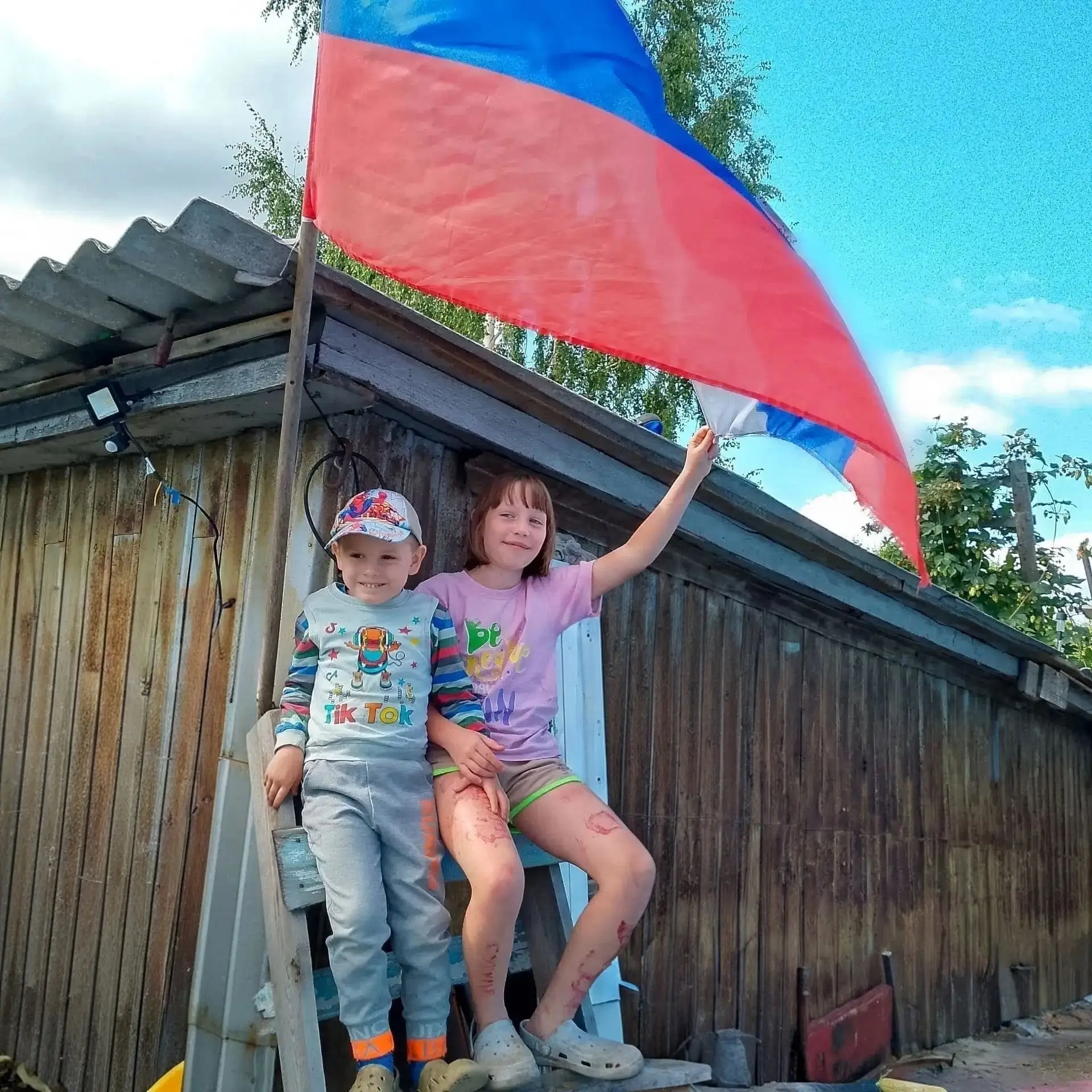Фоточеллендж "Под флагом России»: Егор С. в деле! 🇷🇺