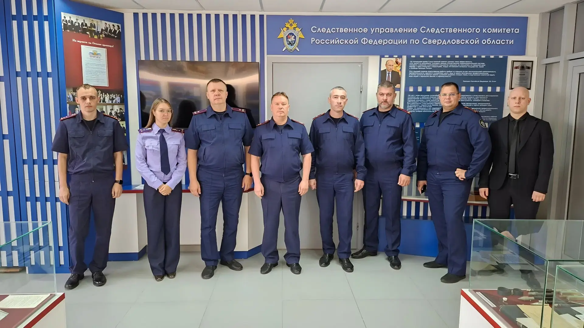 📄 Следователи, проходящие курсы повышения квалификации, посетили музей следственного у...