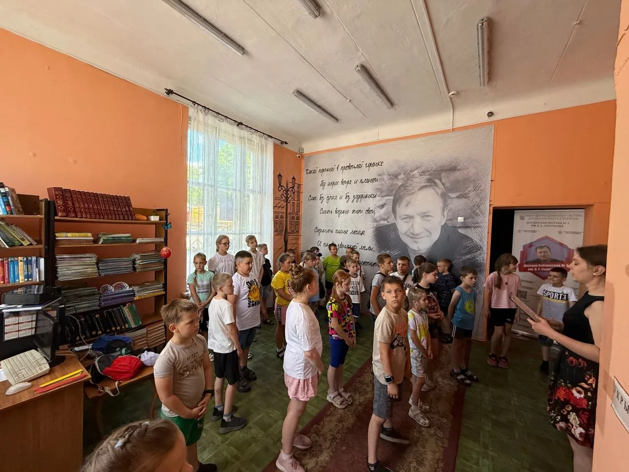 Продолжаем освещать жизнь в нашем школьном лагере! ☀️

Сегодня мы заглянули в гости к нашим друзьям 