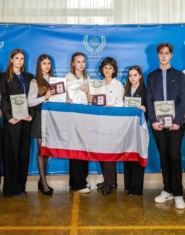 «Парад интеллекта»: наши ученики – в числе лучших! 🎉🏆  📌В стенах КИПУ им. Февзи Якубова состоялось т