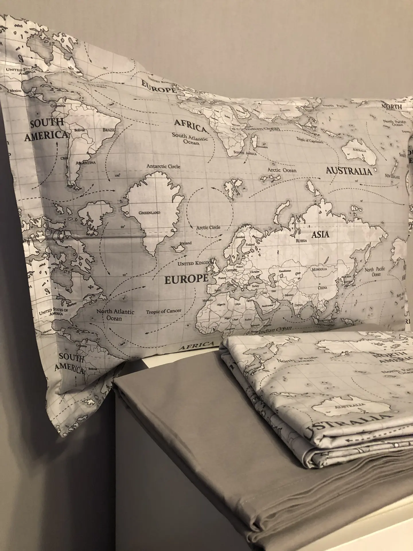 в наличии 1,5 КПБ