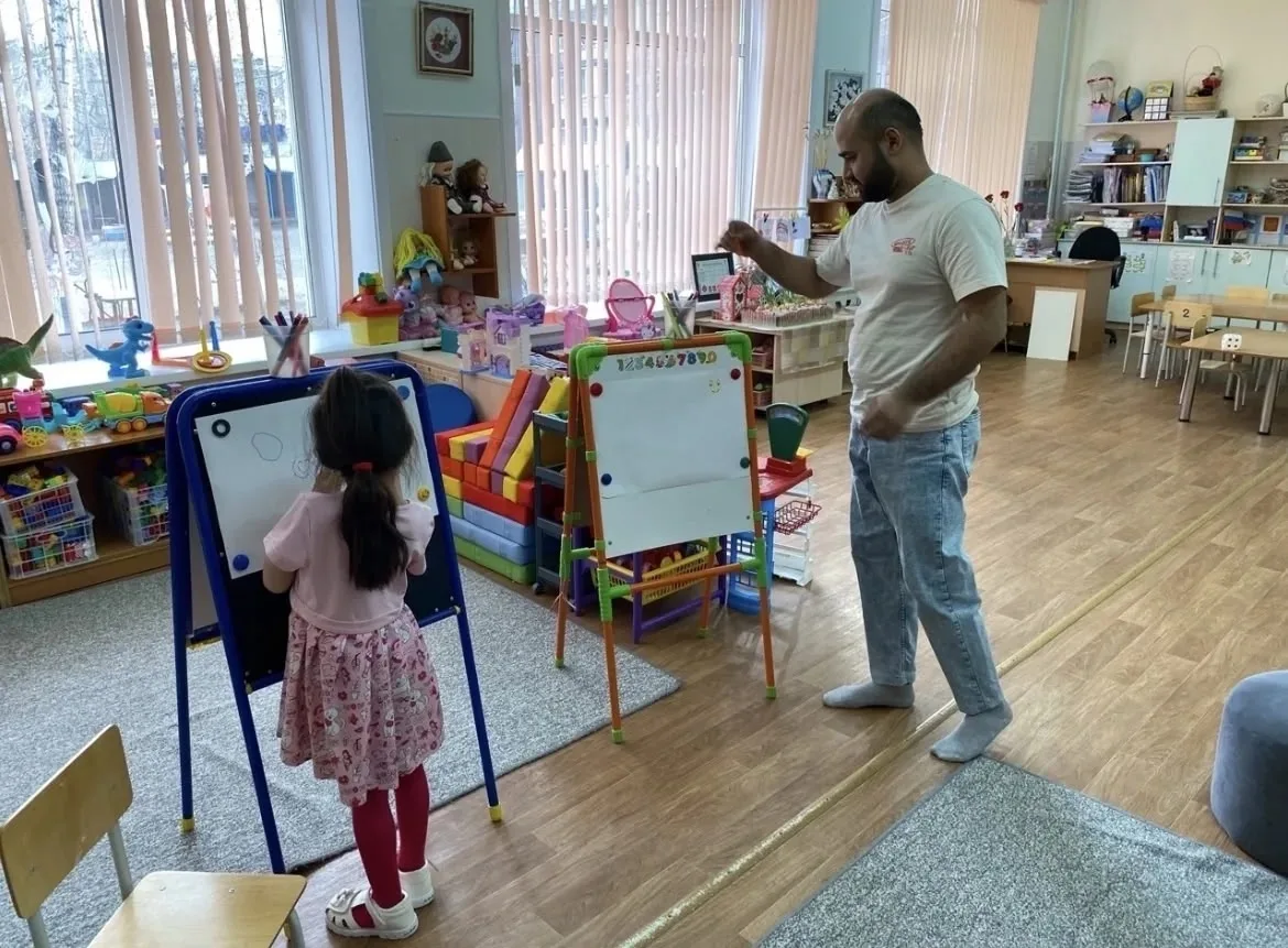 В группе «Улыбка» есть традиция: проводить вечера с родителями.