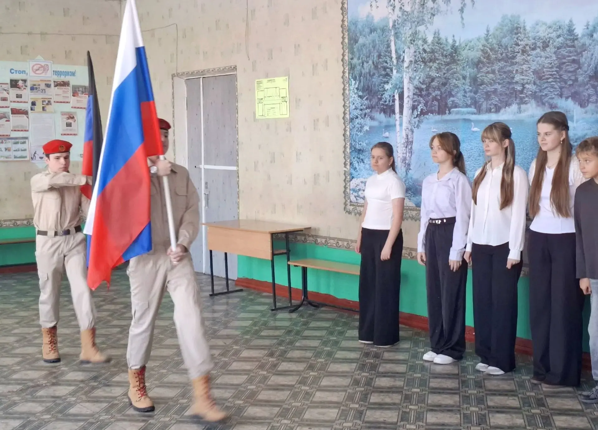 💫🇷🇺2 октября в ГБОУ "Школа №16 г.о. Торез" состоялась ЦЕРЕМОНИЯ ПОСВЯЩЕНИЯ В АКТИВИС...