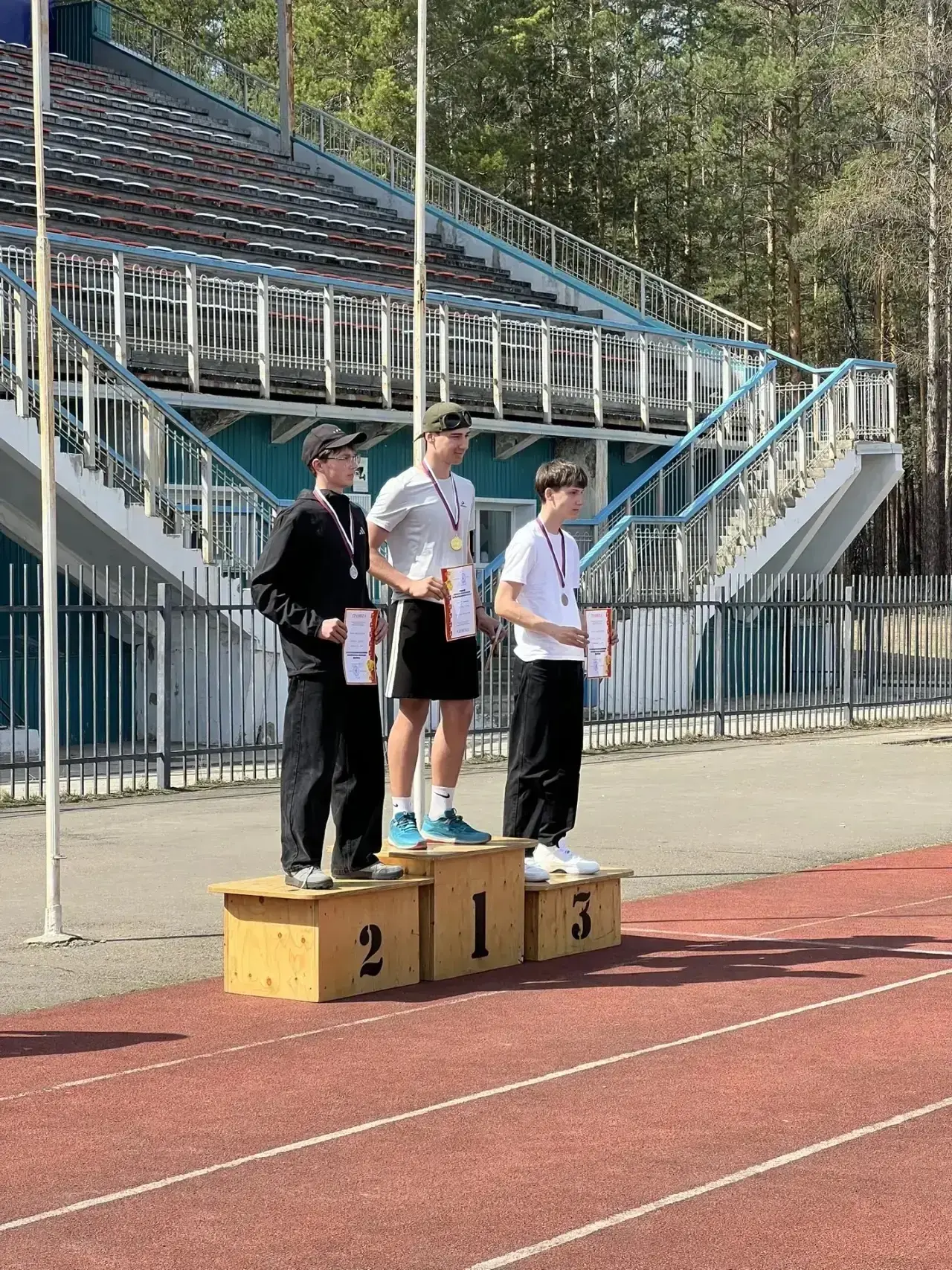 🏃‍♂️2 и 3 мая на прошли соревнования по легкой атлетике среди юношей и девушек 2009 г. рождения и мл