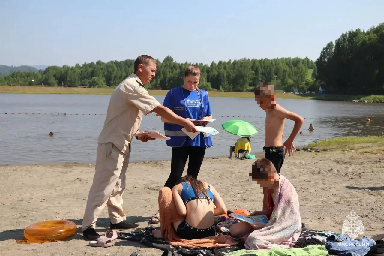 ✅Безопасность на воде — наша общая ответственность

Лето в разгаре, но купание в несанкционированных