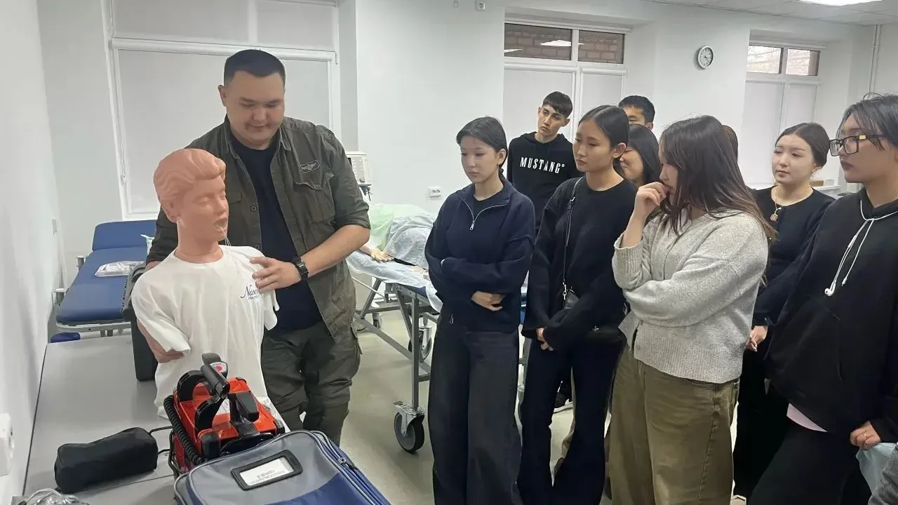 🩺Медицина на практике: экскурсия в симуляционный центр медицинского факультета 🏥  В рамках реализаци