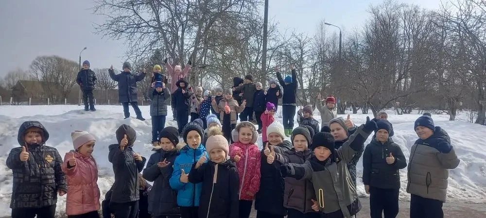 🌿 Занятие «Добротолюбие»: уроки Милосердия и мира души 🌿  В пятницу  в начальных классах состоялось 