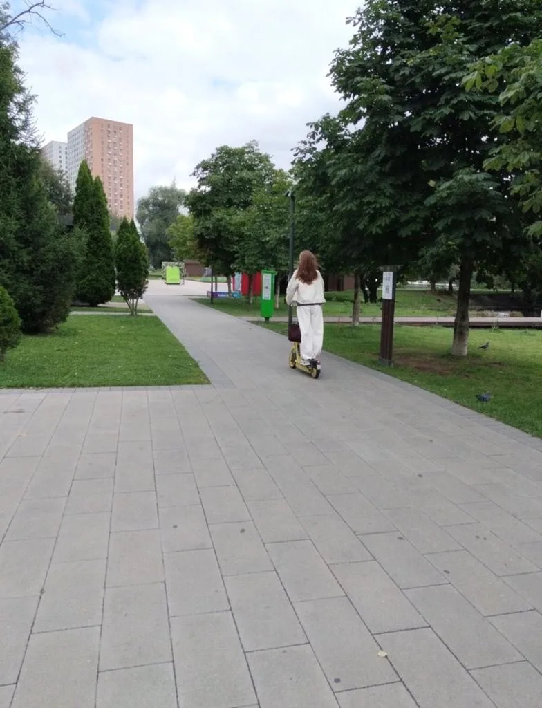 Подмосковные парки готовятся закрыть для самокатов и другого транспорта. Мособлдума раз...
