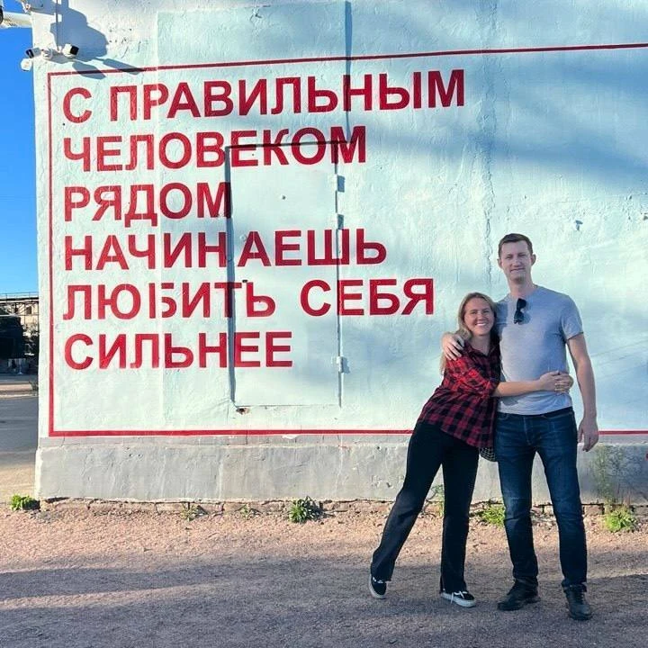 Примерно 10 килограммов из моих 37 были набраны исключительно по любви ❤️