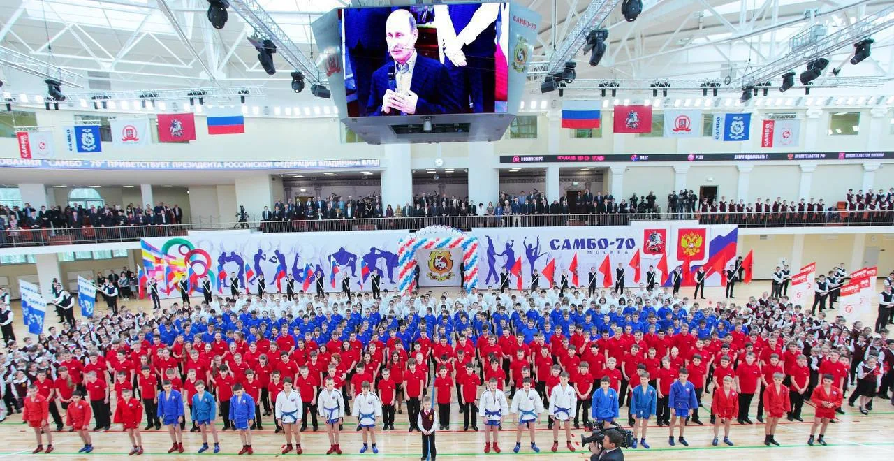 Сегодня наша страна празднует особенное событие - День Государственного флага Российско...