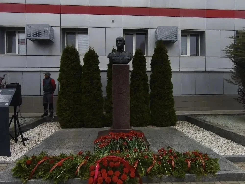 📣 Наши кадеты с гордостью приняли участие в памятном мероприятии, посвящённом 81-годовщине Победы в 