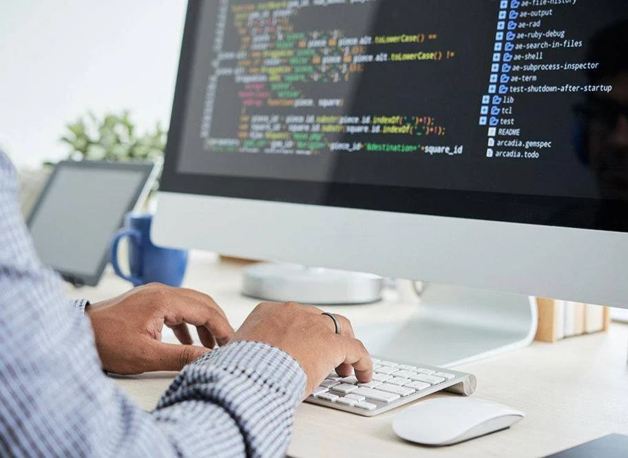👨‍💻 Не отдавать детей в IT посоветовал ректор Бауманки Михаил Гордин.