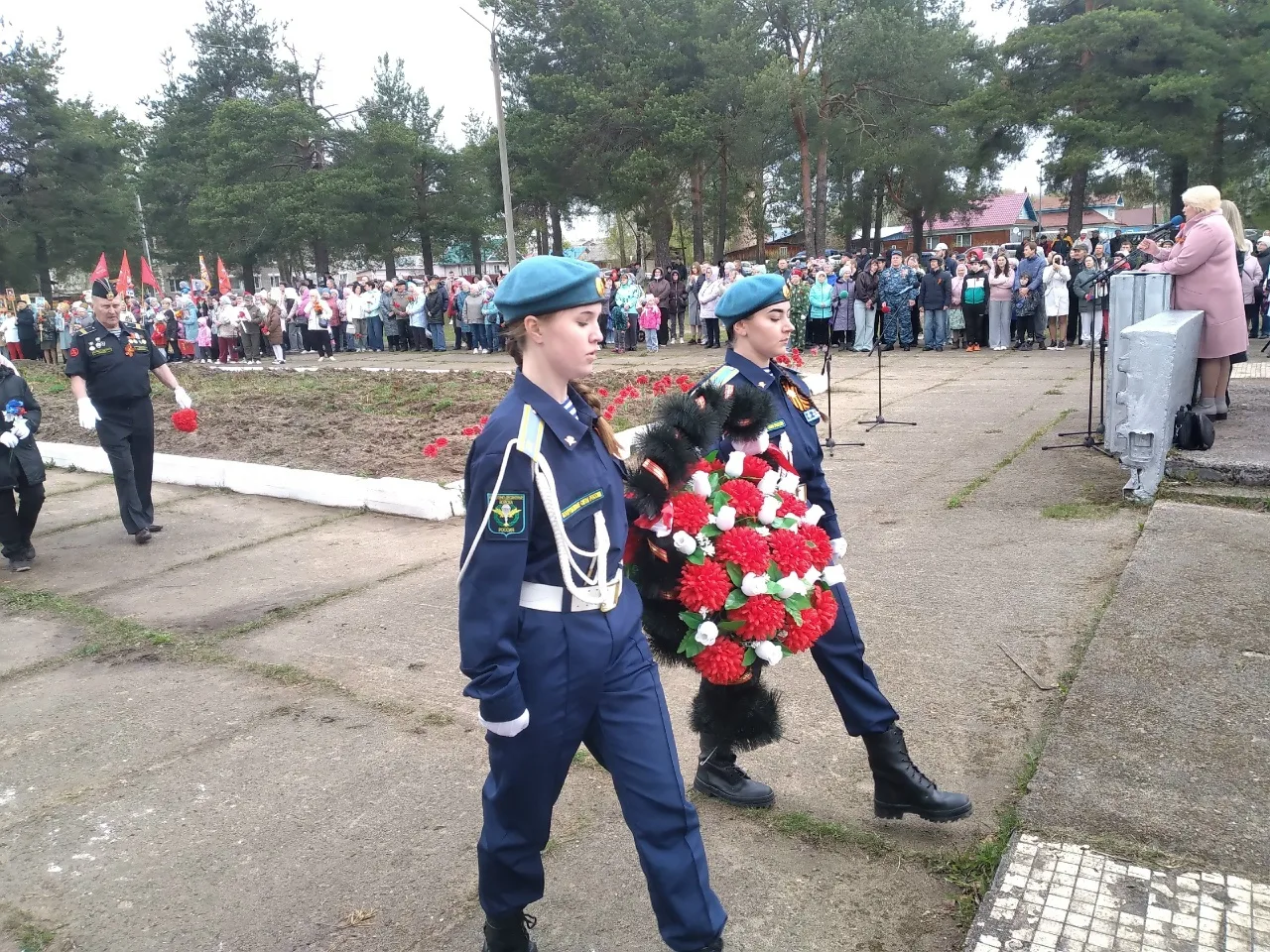 Митинг 9 мая "И пусть поколения помнят"