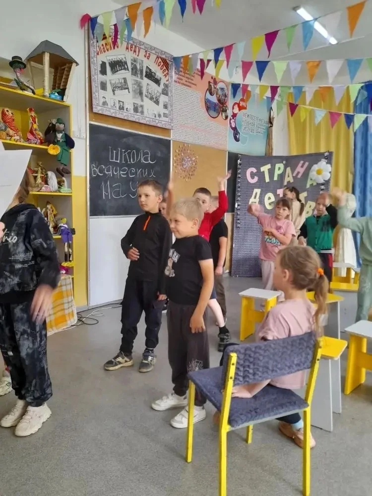 16 июня в пришкольном лагере день прошёл под девизом «Создаем праздник вместе».💃
После бодрящей зар
