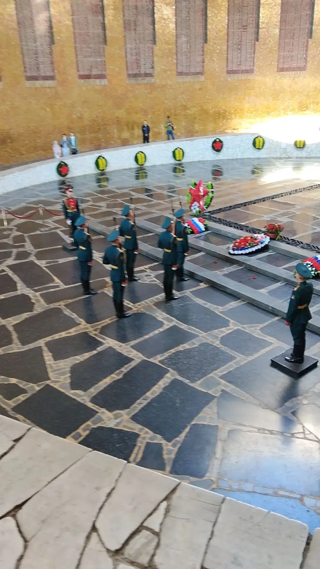 Побывали на смене караула и посетили музей "Парк Тесла"