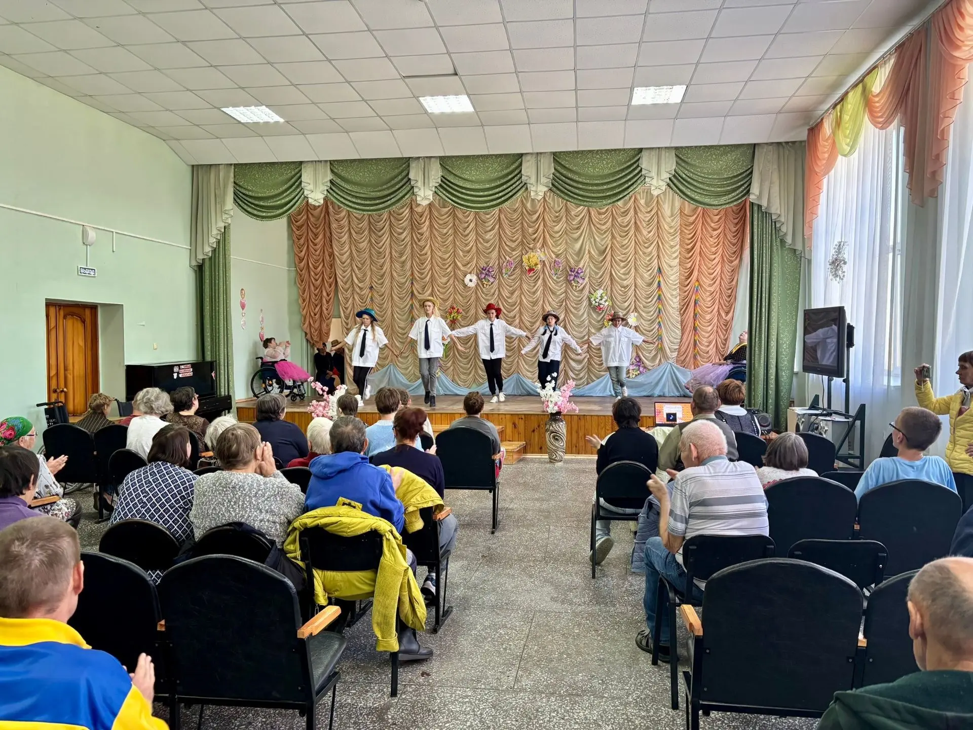👵👴Международный день пожилых людей - праздник мудрости и глубокого уважения к старшем...