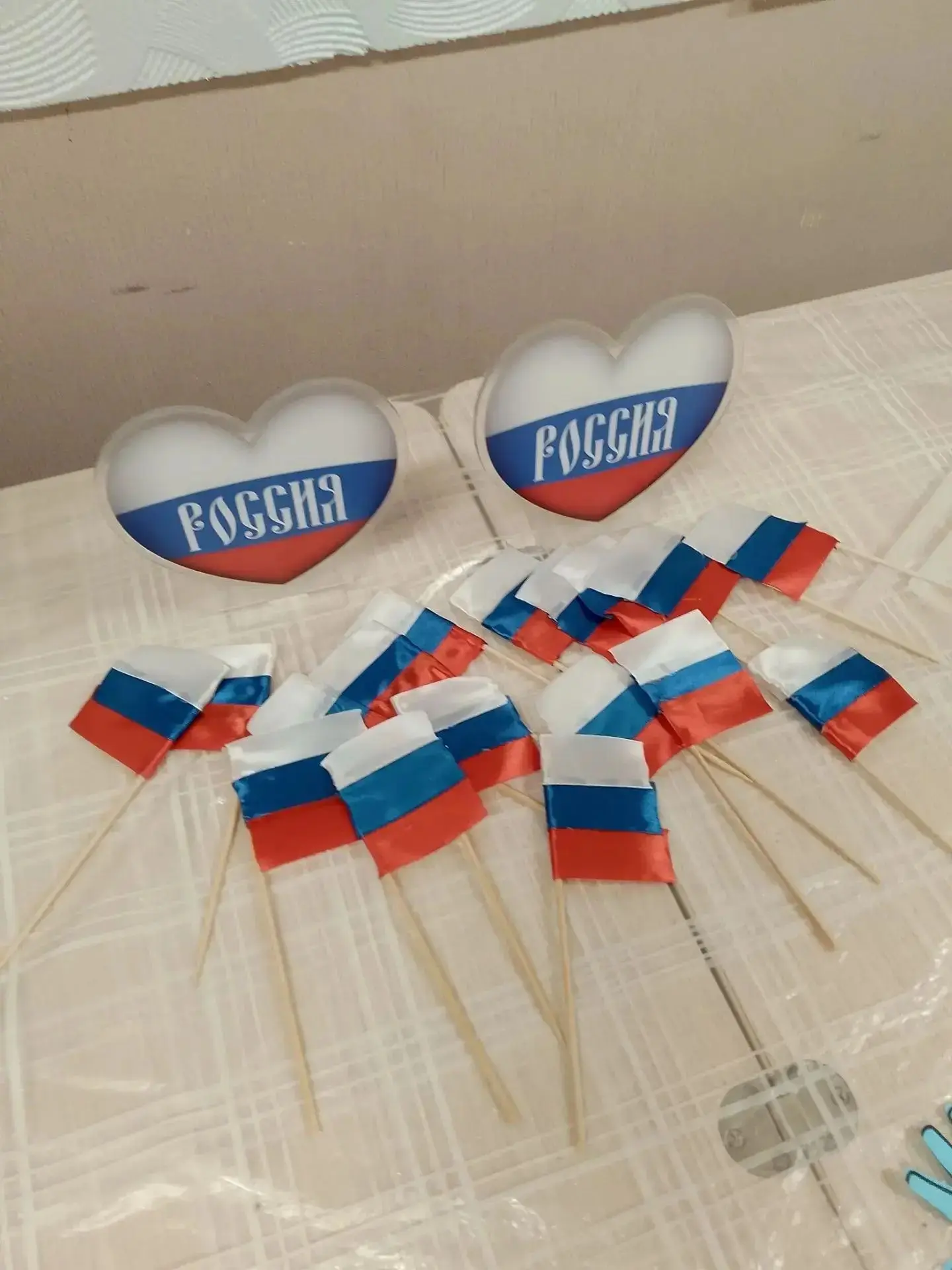 Белый, синий, красный — цвета, которые знает каждый. 21 августа в ДК «Горняк» прошел ма...