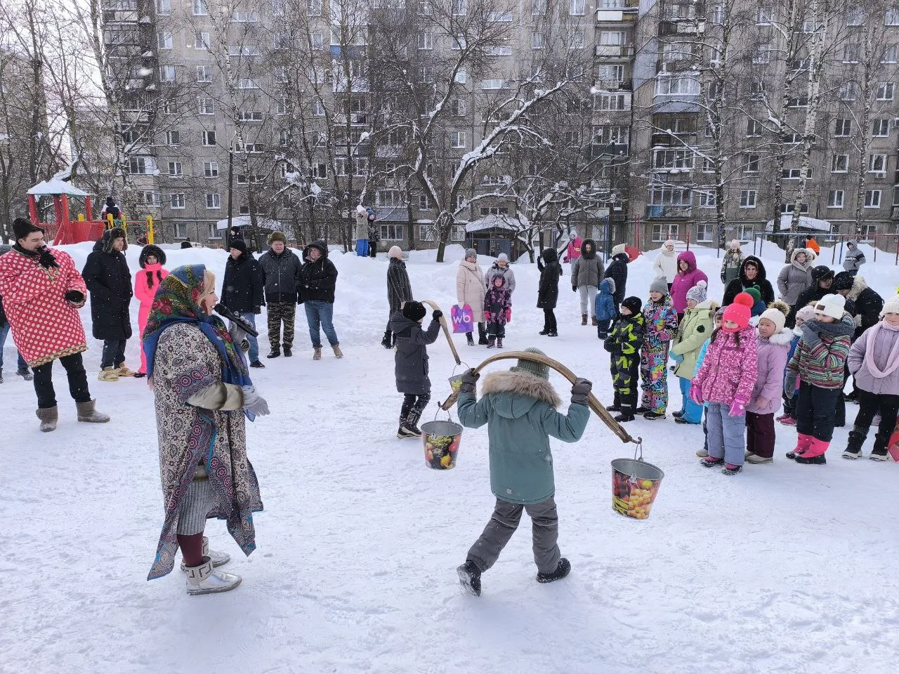 На улице Фруктовая прошёл весёлый праздник Масленицы! 🎉 Домоуправляющая компания Нижегородского райо