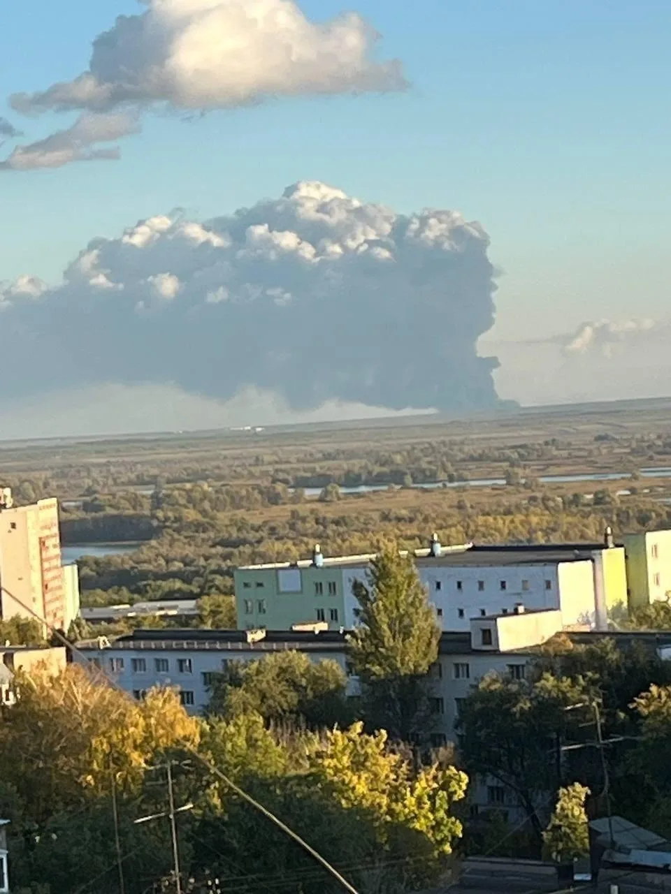 Сообщается о повторном мощном пожаре на линейной производственно-диспетчерской станции ...