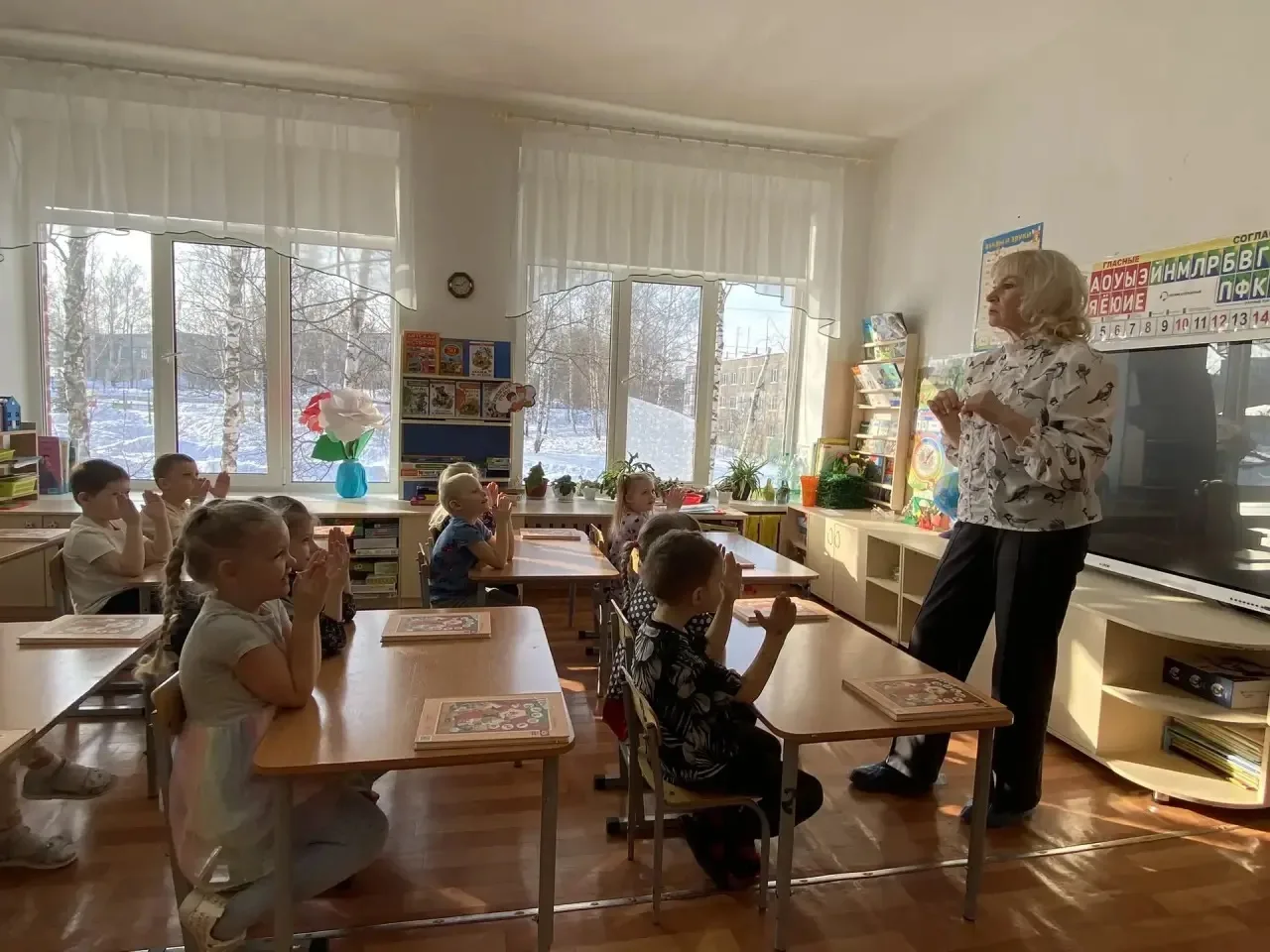 📅 13.03.2026 в рамках бесшовного образования прошло увлекательное занятие по обучению ...