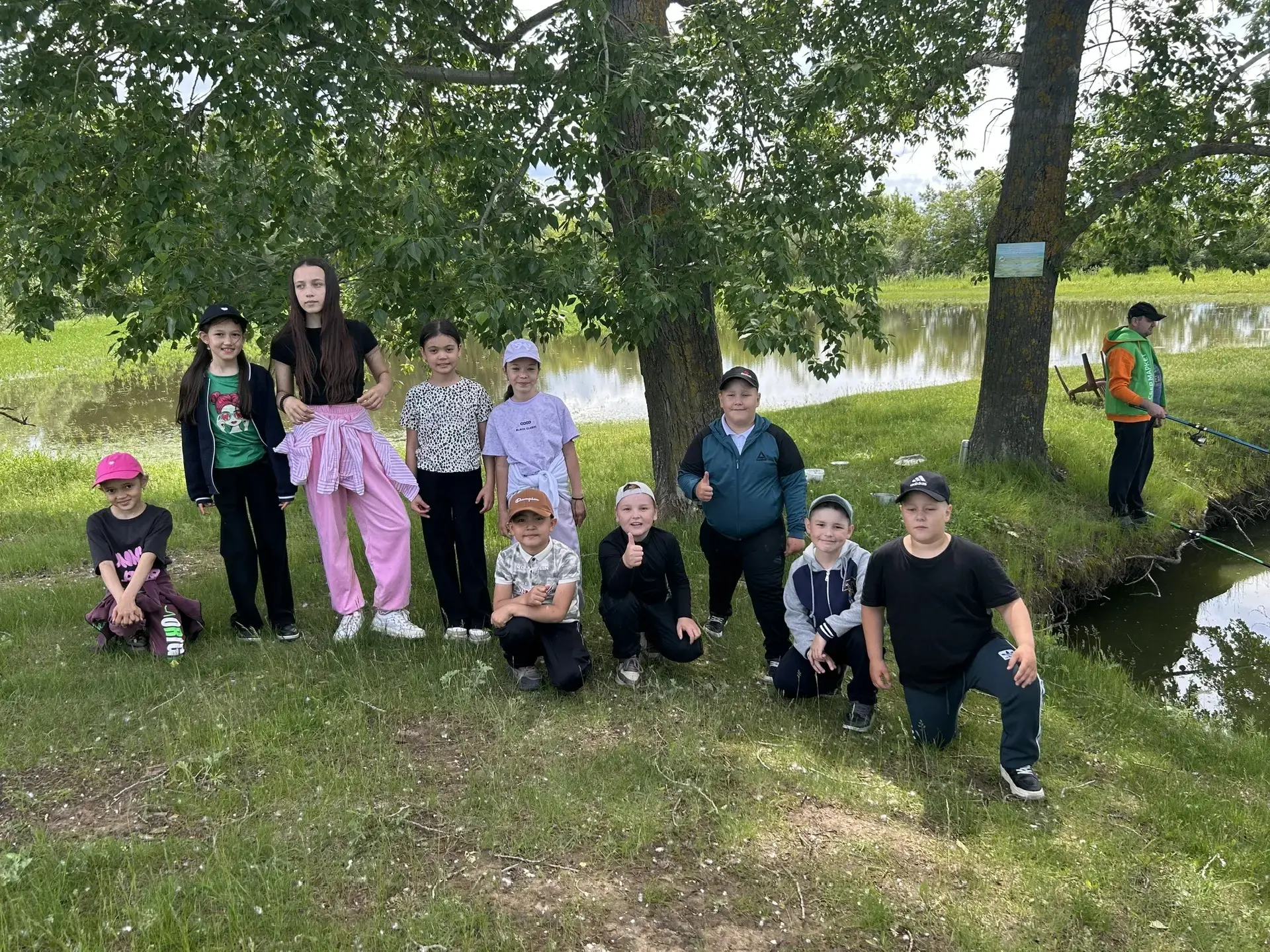 «Кояшкай» лагеренен бугенге коне истэ калырлык вакыйгаларга  бай булды. Иртэнге ашны аш...