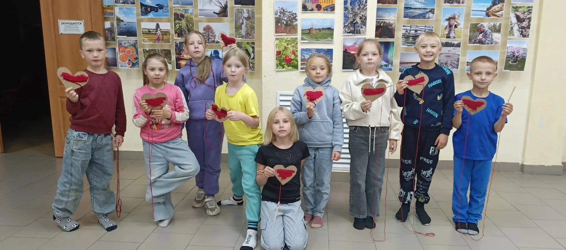 Плетём узоры: мастер-класс "Ткачество на сердце" ❤️

В нашем Доме народного творчества для ребят про