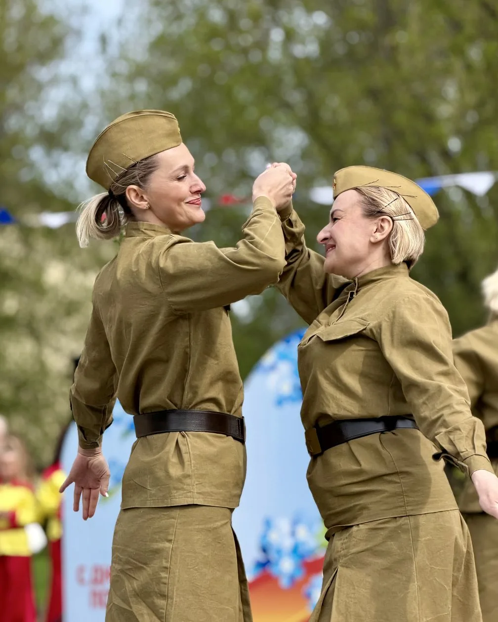 9 мая в парке имени Г. Н. Ворошилова прошла праздничная программа, посвящённая 81-й год...