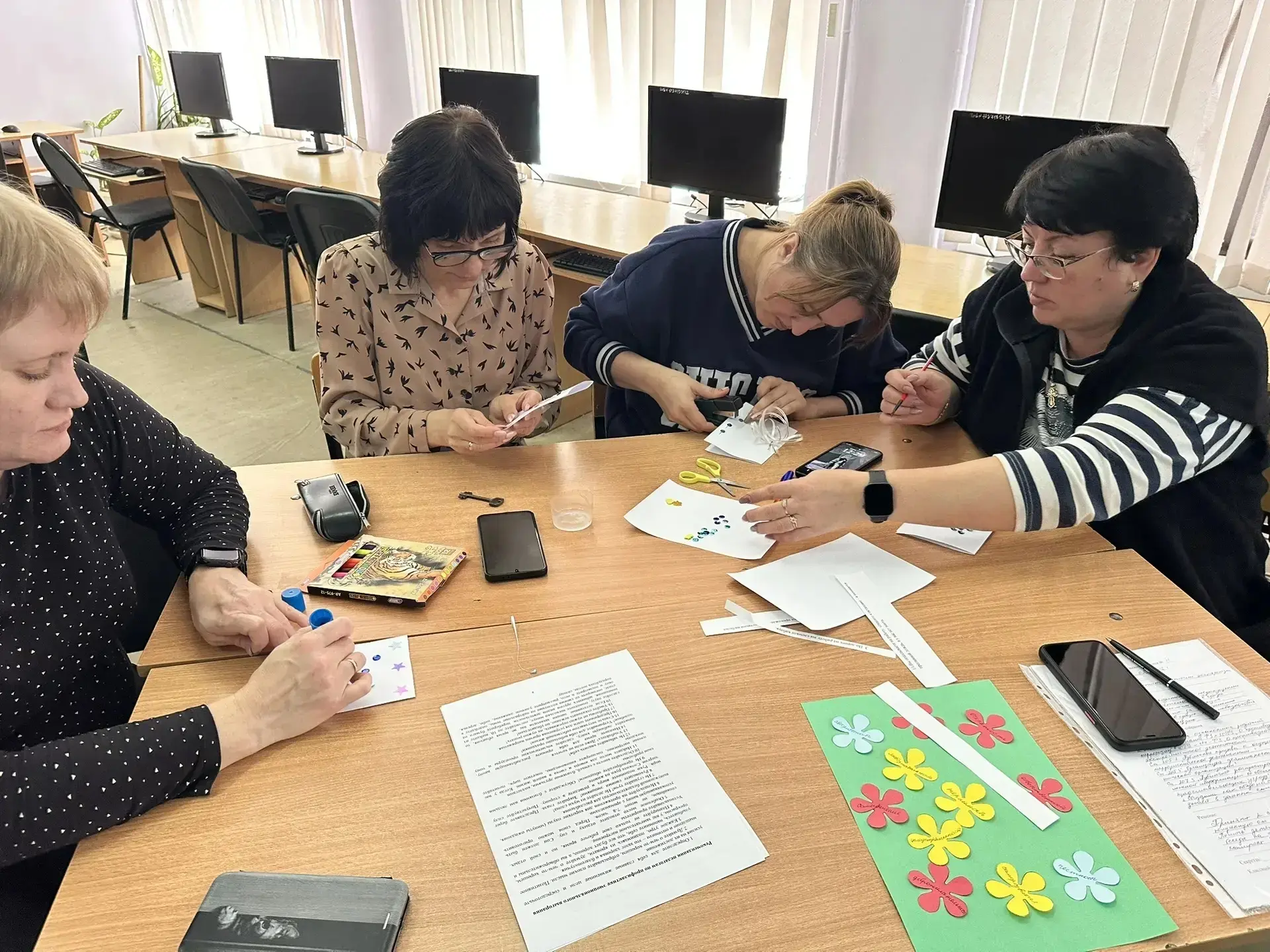 01.04.26 в МБОУ СОШ 10 прошел семинар для педагогов по теме: "Сохраним себя для себя". Целью данного