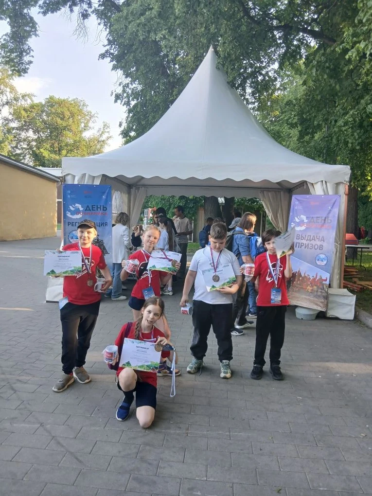 🏆 Юнармейцы отряда «Гвардия»: победы в приключенческих гонках и «Школе безопасности» 🧭💪  Наши юнарме