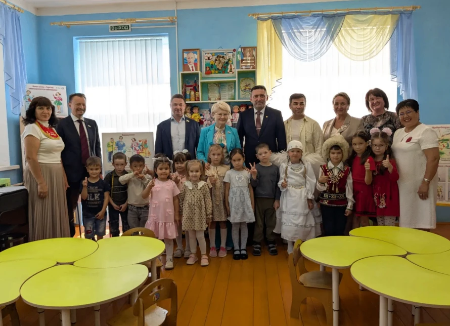 Эльвира Аеткулова “Белоснежка” балалар бакчасының эшчәнлеге белән танышты
