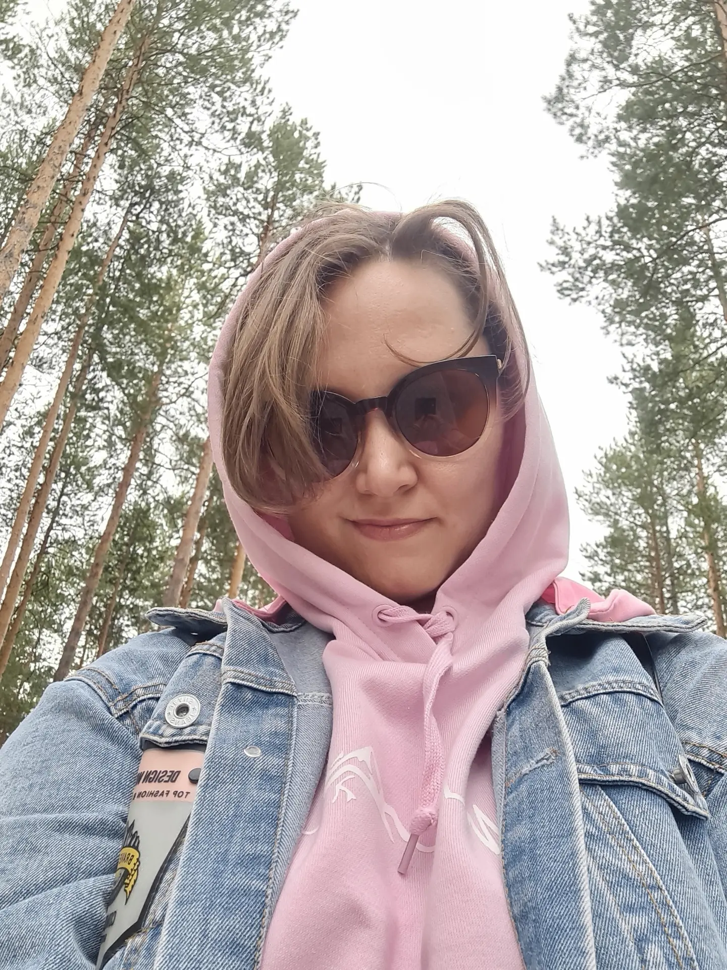 💐Май — время цветов, тепла и обновления. И именно в этом месяце свой День Рождения отмечали замечат