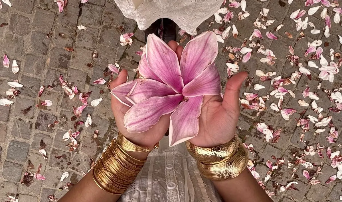 💗«То, как ты любишь себя, учит других любить тебя»👸🏼