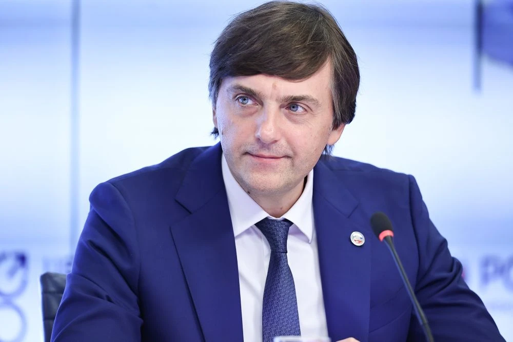 ⚡С 2027/28 учебного года будет введен обязательный устный экзамен по истории для выпускников 9-х кла