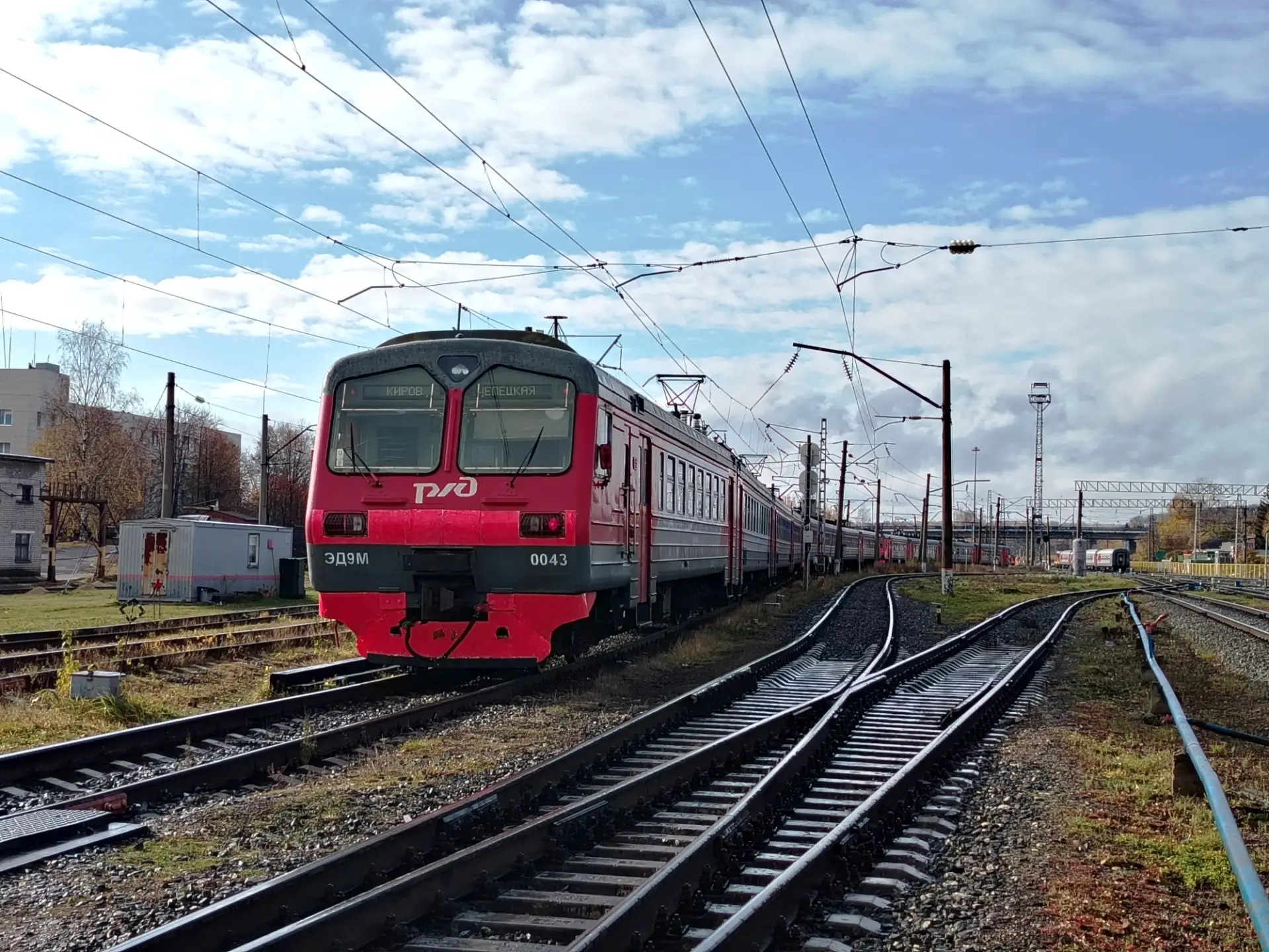 🚇 Ровно год назад *мы запустили электрички Киров — Чепецкая. 
Спойлер: 44 тыс. пассажиров уже оцени