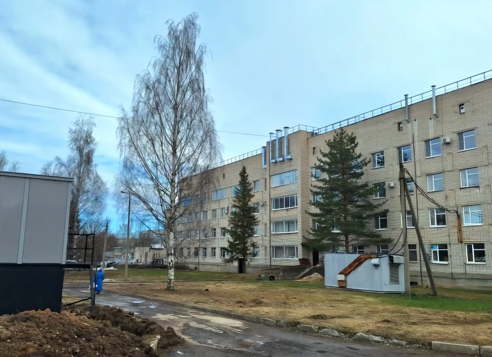 ВОЭК усиливает надежность электроснабжения Вологодской областной клинической больницы