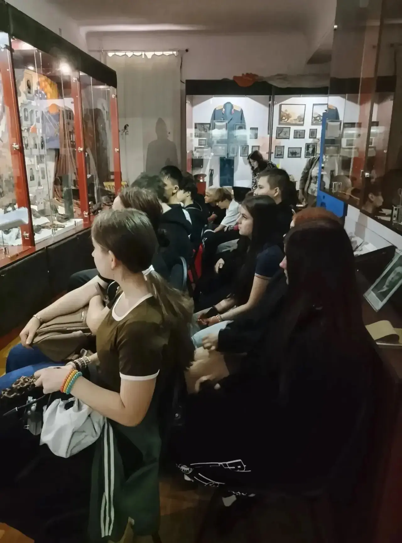 7 сентября в МБУ «Музей  истории города Харцызска «прошел цикл лекций для студентов 1 к...