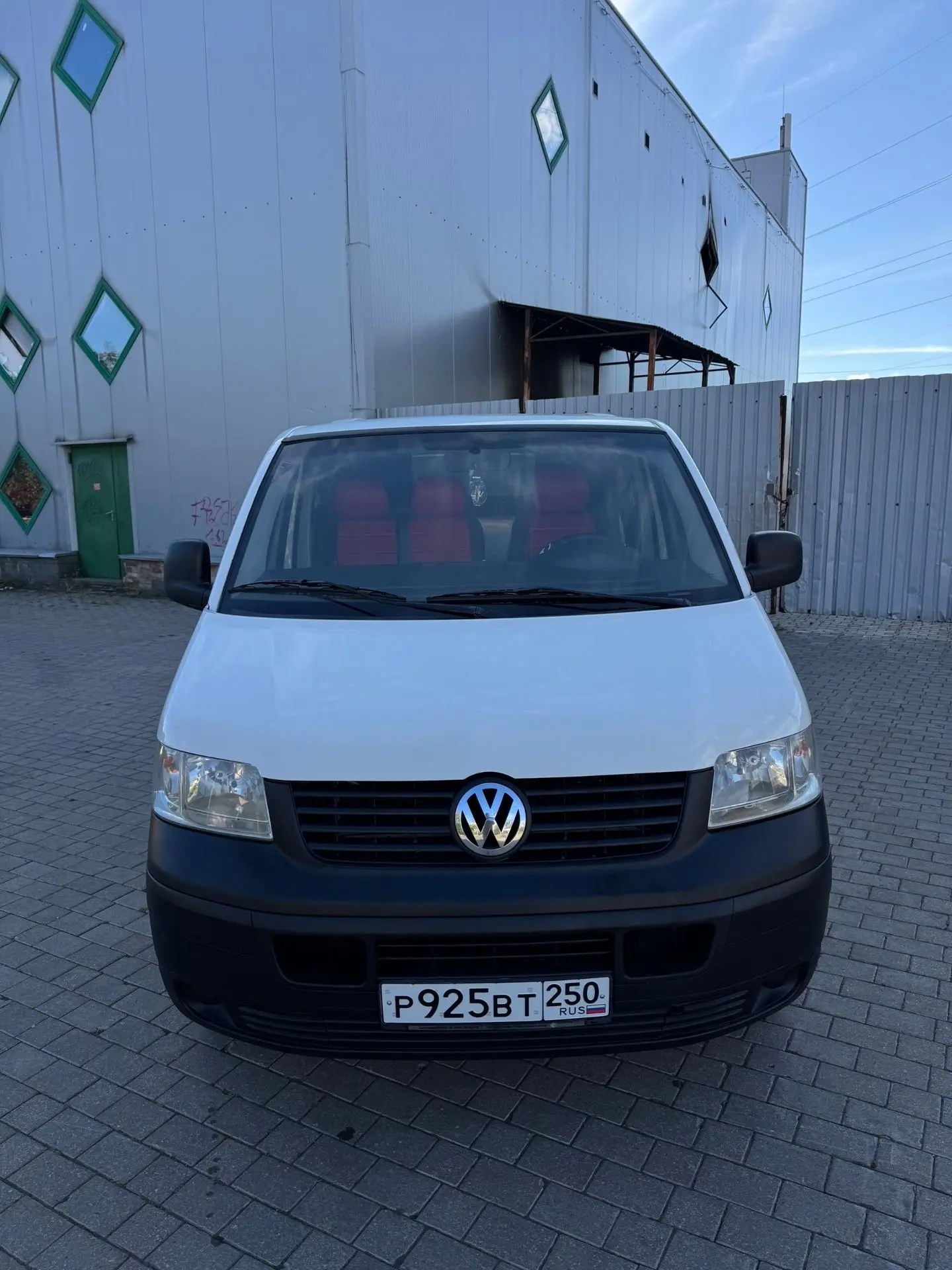 Продам Volkswagen Transporter T5 за 875.000₽