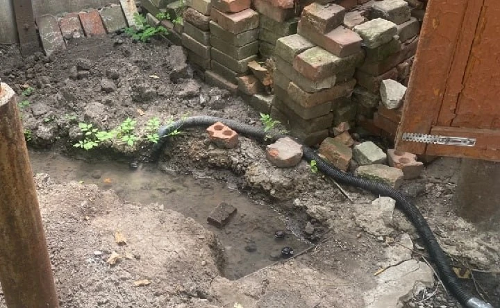 🚽 Слив прямо во двор обернулся ШТРАФОМ для жителя Таганрога