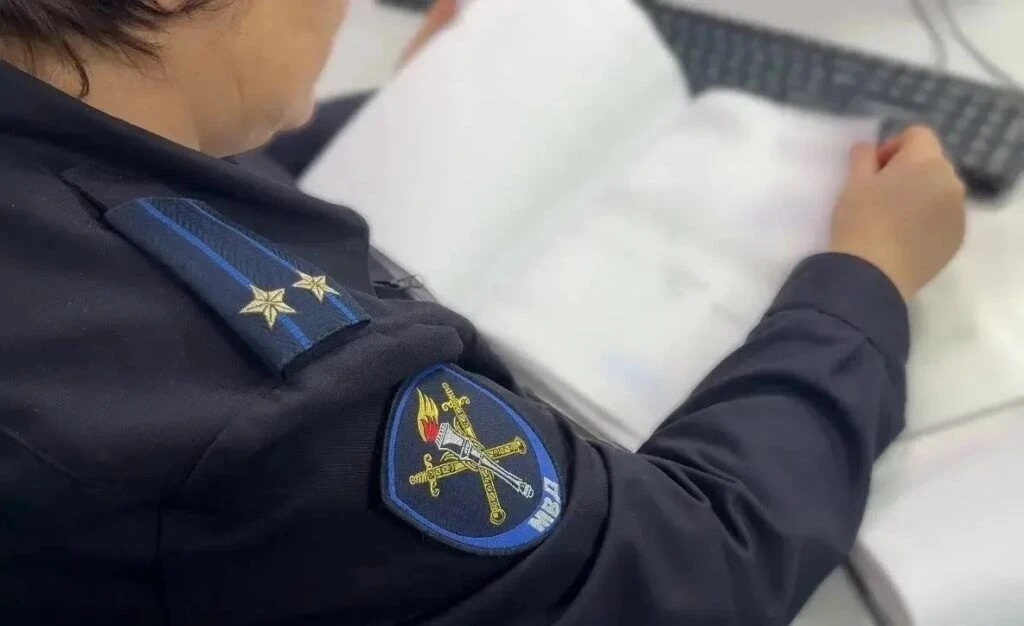 Астраханка, поверив мошенникам, потеряла почти 13,5 млн рублей