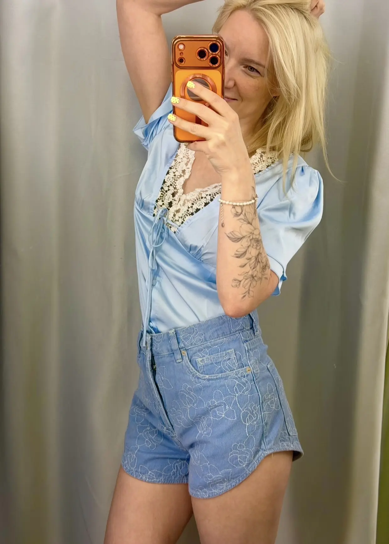 Влезла в XS😍
Готовлюсь к пляжному сезону😀

Зашить рот - это 95% успеха😀
Знаете, что такое жарить 