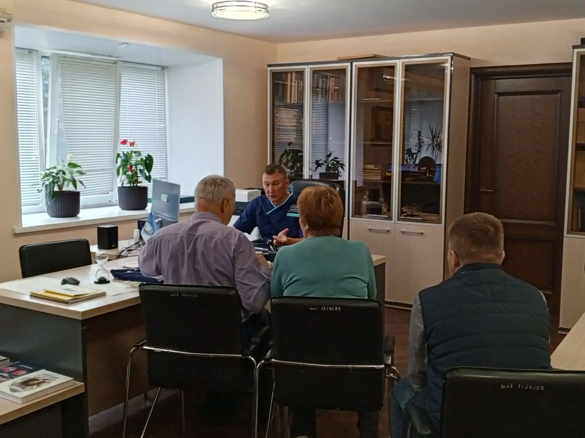 📌Главный врач Республиканского клинического онкологического диспансера Адель Измайлов - провел очер