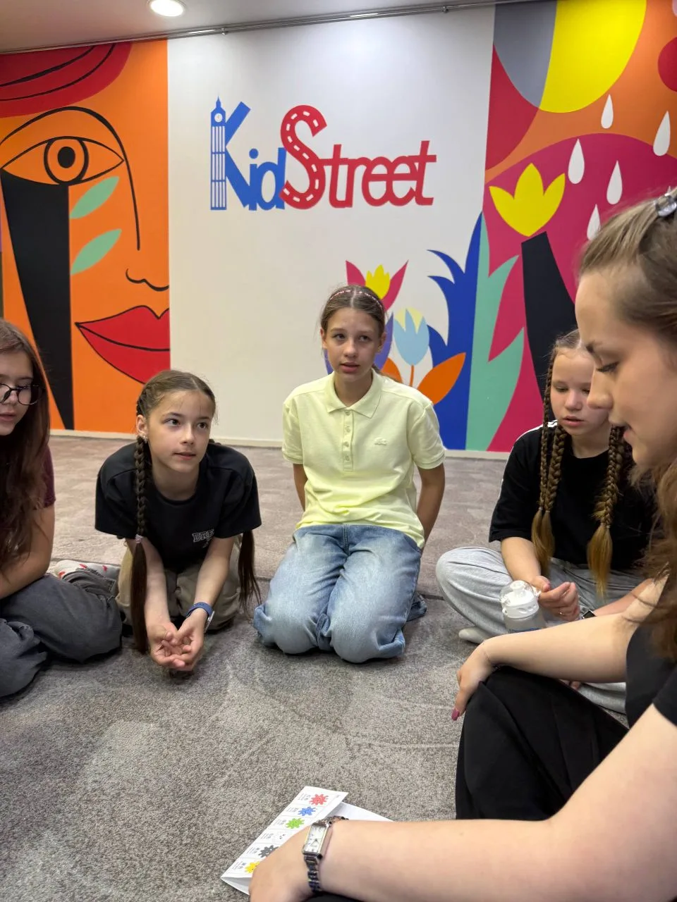 День творчества и активного отдыха  в #kidstreet_camp 🏊‍♀️ 👩‍🎨