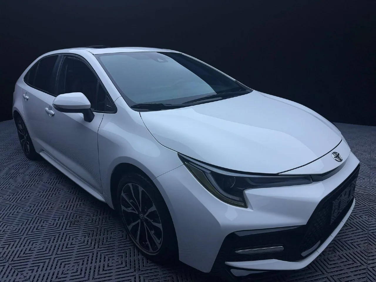 🌐 Доступен к заказу в Китае Toyota Levin Sport 2021г. находится на границе с Россией, ...