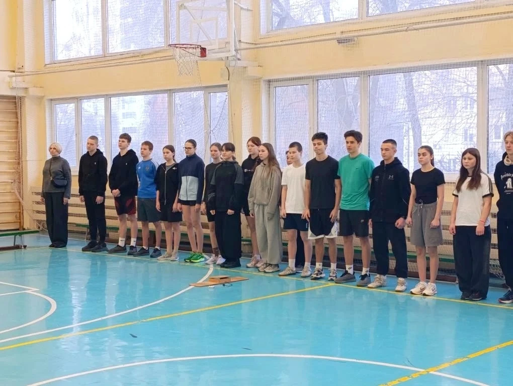 УЧЕНИКИ В #МАОУСОШ222 ✅  🏆 Наши ребята — чемпионы Зимнего фестиваля ГТО!  С гордостью сообщаем, что 