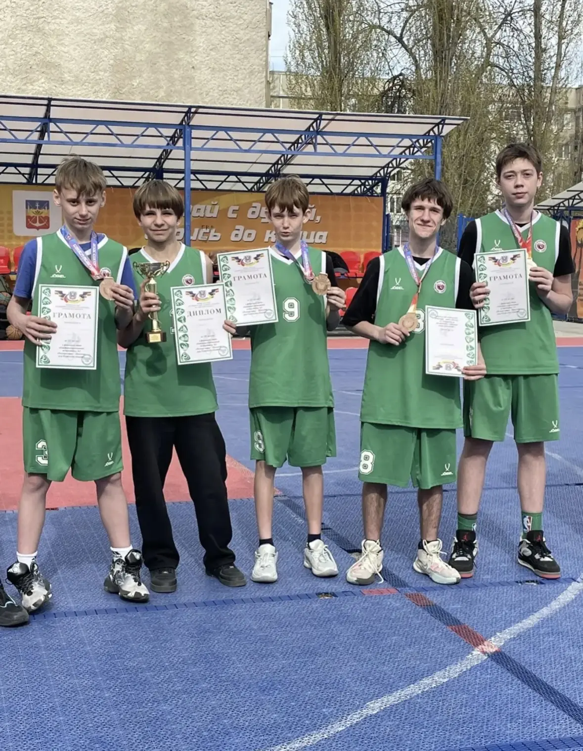 🏀 Поздравляем наших баскетболистов с отличным результатом! 🏀  🥉 Команда школы №38 заняла призовое 3 
