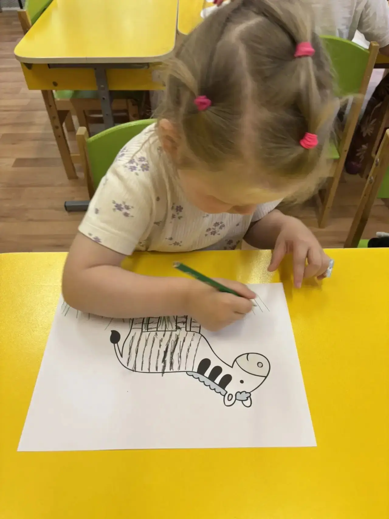🦓🌅 «Зебра на закате» — шедевры наших малышей! 

Сегодня в нашем садике по адресу Б. Коптевский, 10