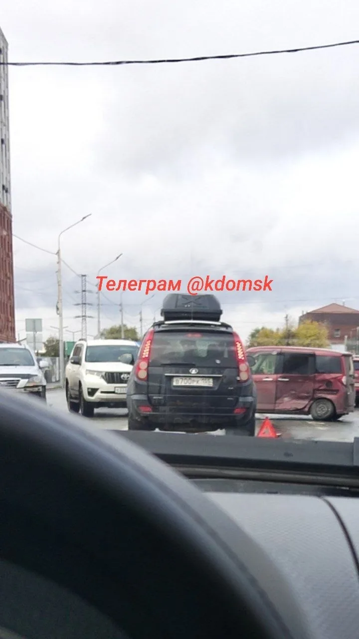 Герцена - 3 Северная авария. Бочину снесли