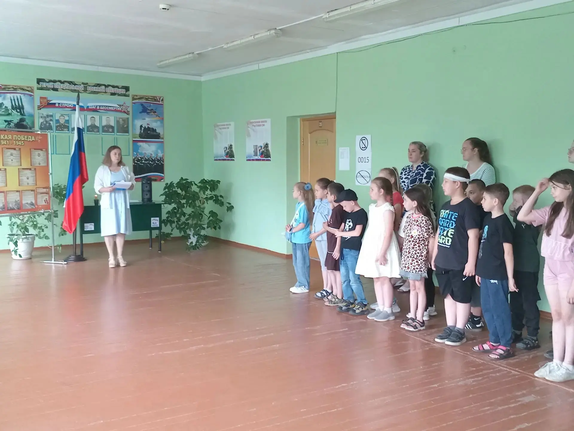 СИМБИРСКИЙ БРИЗ: ДЕНЬ 18 День скорби и памяти. 

Сегодня в нашем пришкольном лагере прошёл особенный